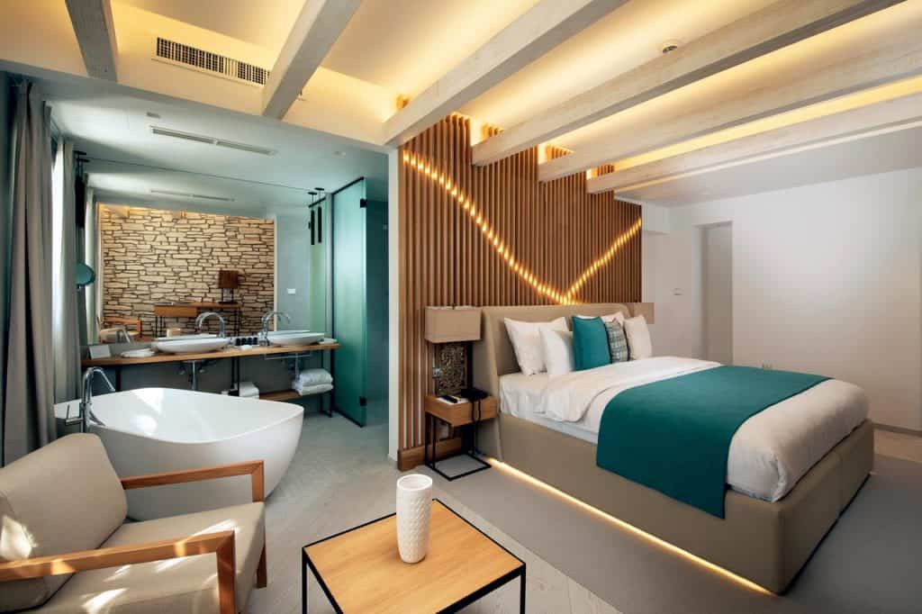 Lazure Hotel Marina