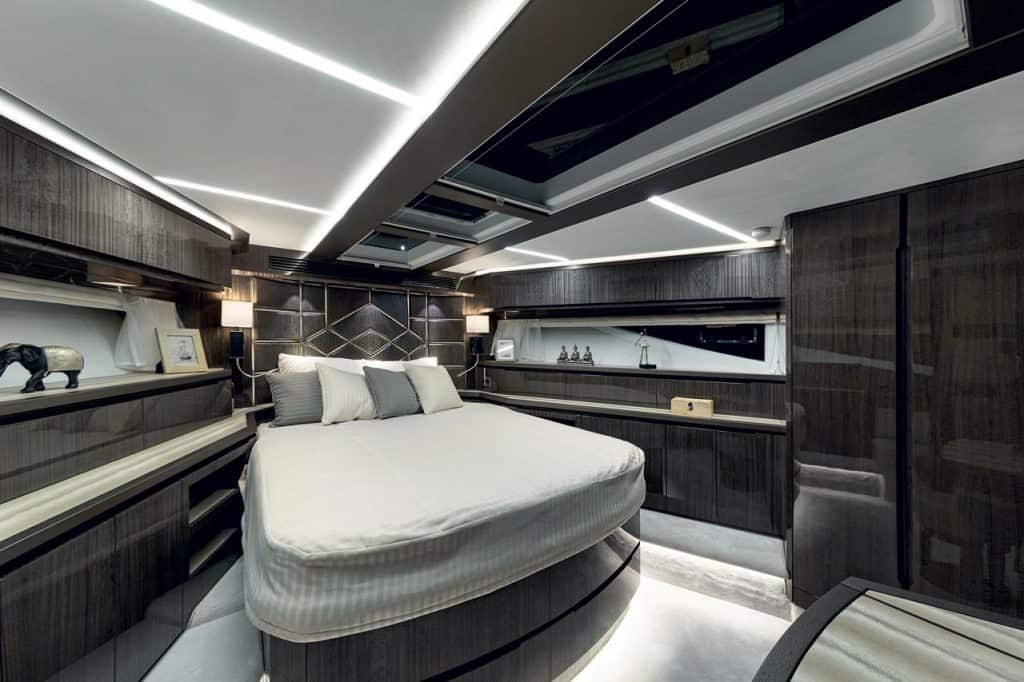 Galeon 650