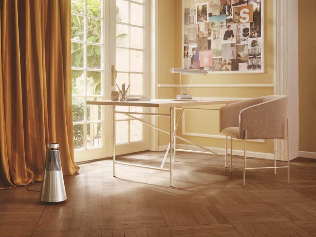Bang & Olufsen